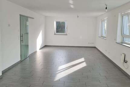 Büro in Neckarwestheim 670 € 60 m² zimmer