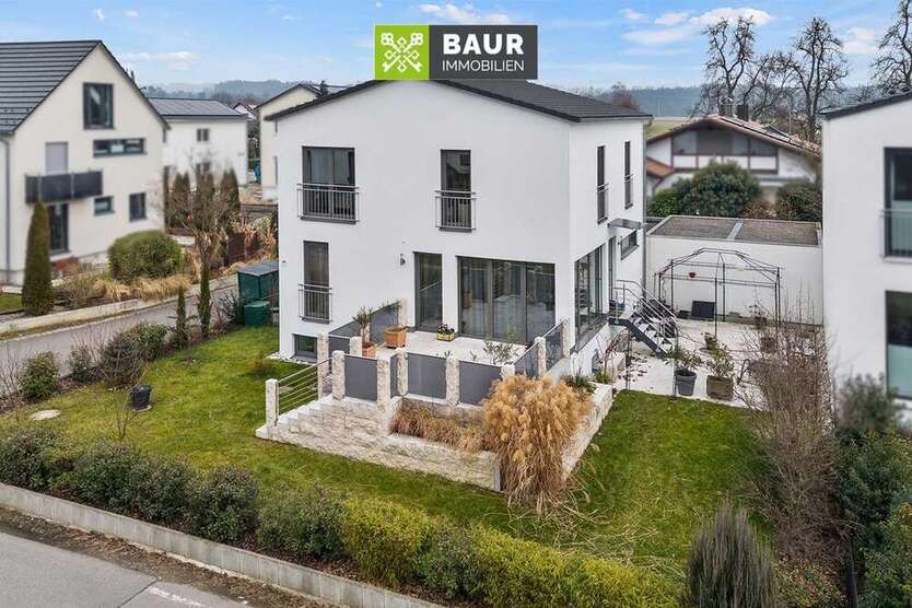 Haus zum Kaufen in Meckenbeuren 950.000 € 130 m²