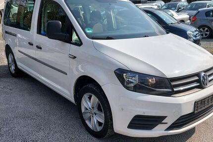 VW Caddy 221.000 km 11.490 € Würzburg 97082
