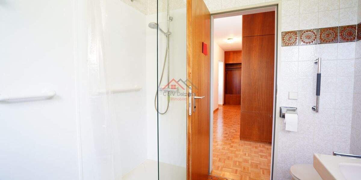 Bungalow Tuttlingen - 9 Zimmer, 206 m&sup2;, 520.000&euro; | Angebot:25733265