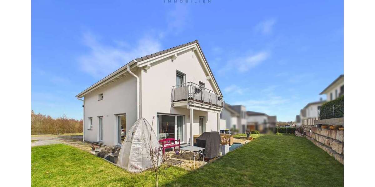 Einfamilienhaus Welzheim - 6 Zimmer, 144 m&sup2;, 619.000&euro; | Angebot:25325656