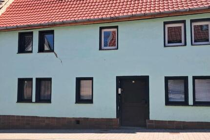 Haus Eisleben (Lutherstadt) - 2 Zimmer, 215 m&sup2;, 66.000&euro; | Angebot:26398594