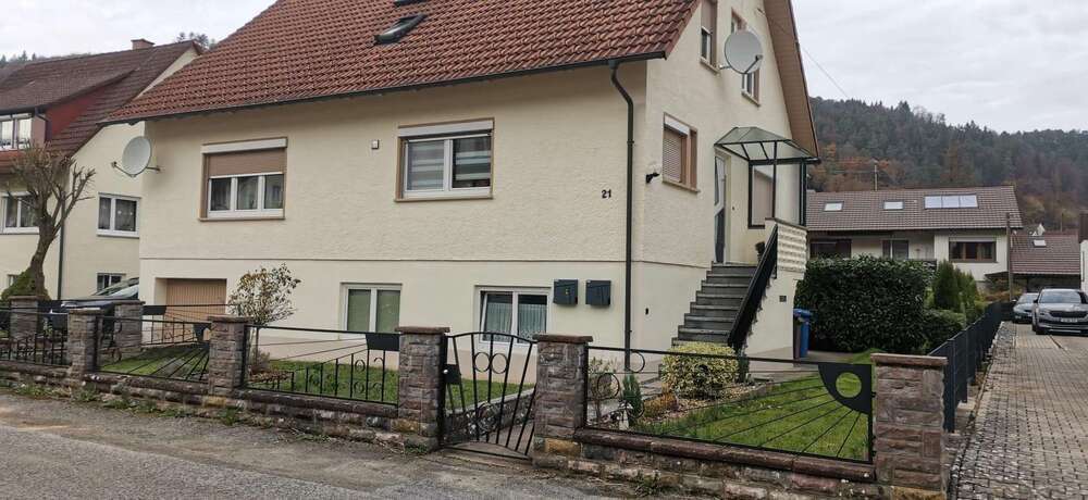 Haus zum Kaufen in Sulz Am Neckar 379.000 € 175 m²