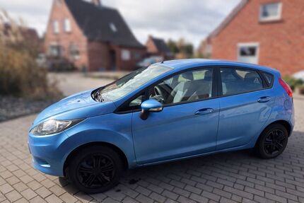 Ford Fiesta 124.400 km 3.600 &euro; Hinte 26759