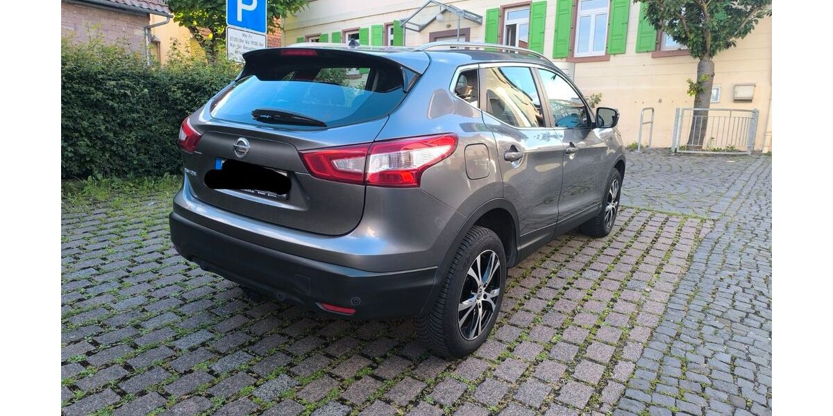 Nissan Qashqai 78.300 km 11.450 &euro; Schöneck 61137