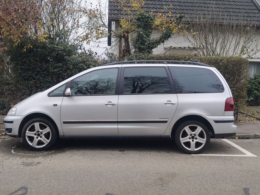 VW Sharan 245.000 km 4.200 € Ostfildern 73760
