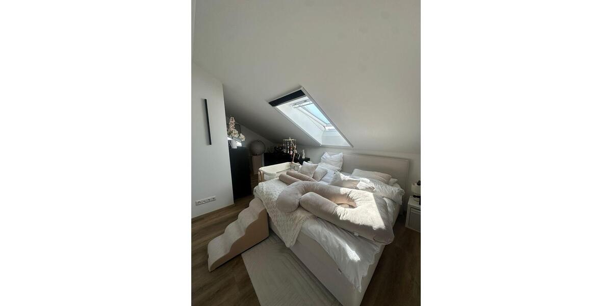 Dachgeschoßwohnung Heldenstein - 2 Zimmer, 73 m&sup2;, 950&euro; | Angebot:26322276