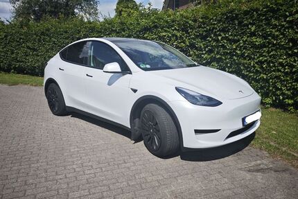 Tesla Model Y 59.700 km 29.700 &euro; Schafflund 24980