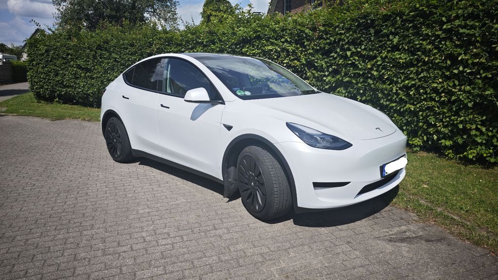 Tesla Model Y 59.700 km 29.700 &euro; Schafflund 24980