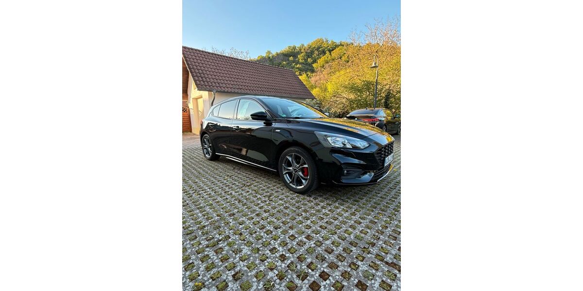 Ford Focus 60.000 km 14.900 &euro; Winnweiler 67722