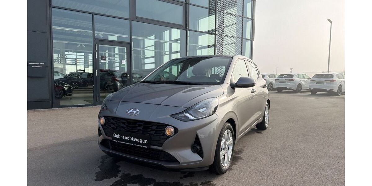 Hyundai i10 17.100 km 12.290 &euro; Schwäbisch Hall 74523