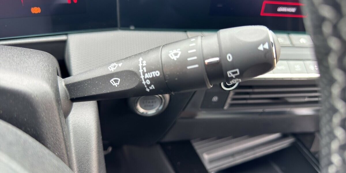 Opel Astra L GS Lim.5 *AHK/Head-up/Navi/LED/Winterpaket 22.360 km 21.480 &euro; Bamberg 96052