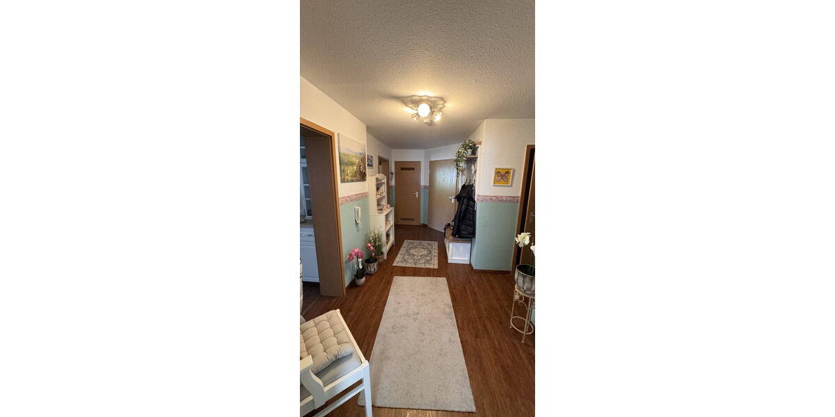 Etagenwohnung Laichingen - 3 Zimmer, 75 m&sup2;, 950&euro; | Angebot:26820266