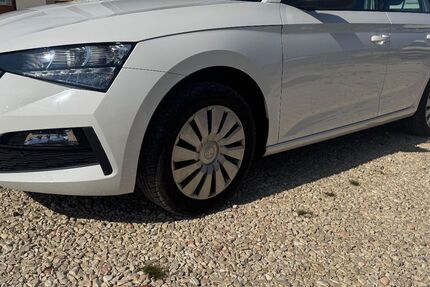 Skoda Scala 132.000 km 11.200 &euro; Karlshuld 86668
