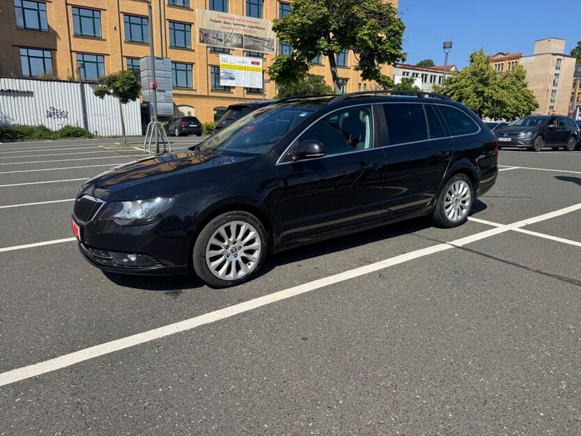 Skoda Superb 293.197 km 6.500 € Plauen OT Preißelpöhl 08525