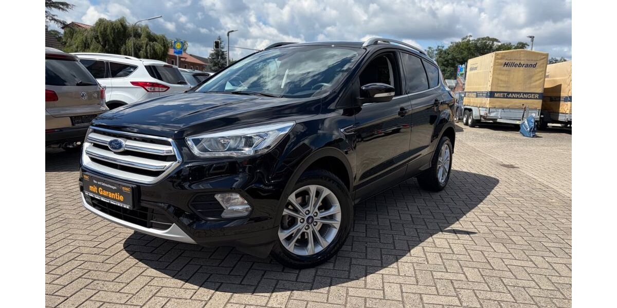 Ford Kuga 57.600 km 15.900 &euro; Geeste-Dalum 49744