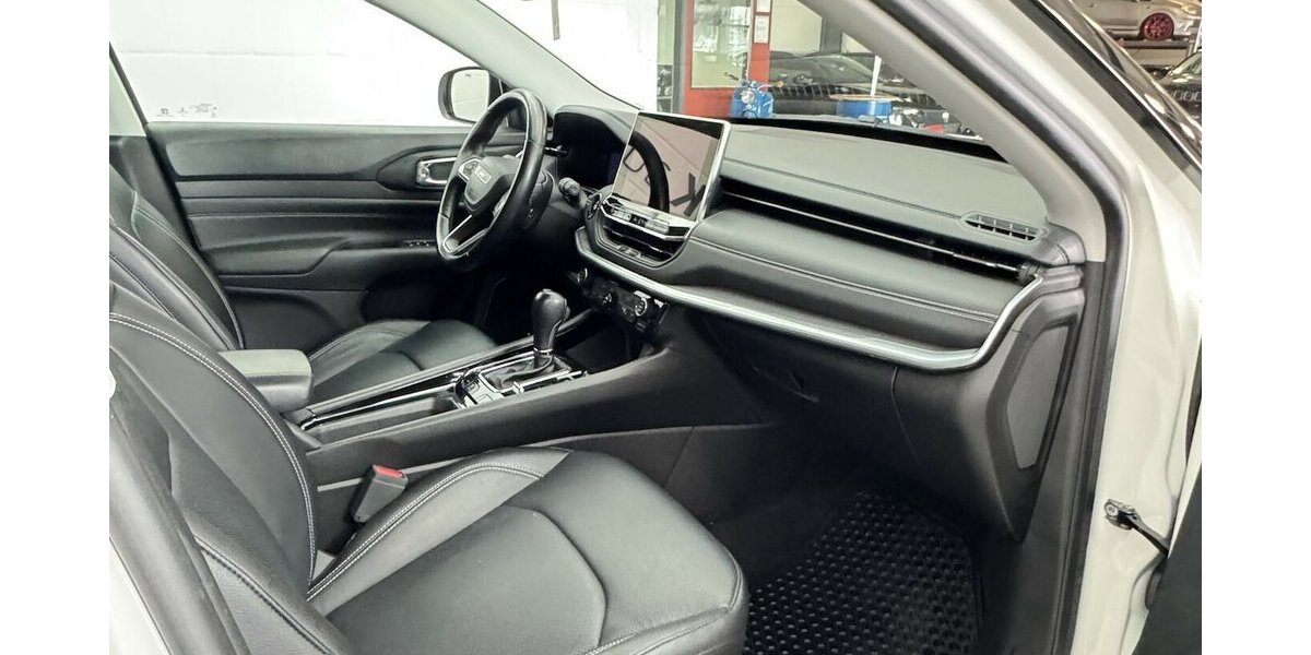 Jeep Compass S Plug-IN Hybrid 4WD 1.Hand Anhängerkplg 61.880 km 24.820 &euro; Lich 35423