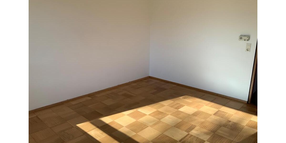 Etagenwohnung Denkendorf - 2.5 Zimmer, 80 m&sup2;, 890&euro; | Angebot:24711339