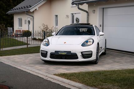 Porsche Panamera 142.894 km 39.950 &euro; Regnitzlosau 95194
