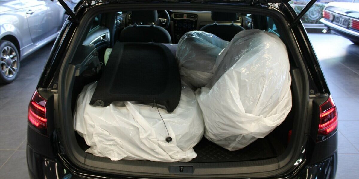 VW Golf 1.4 TSI BMT R-Line - 8-Fach - 80.361 km 14.980 &euro; Euskirchen 53881