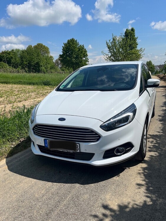 Ford S-Max 140.000 km 17.499 € Bretten 75015