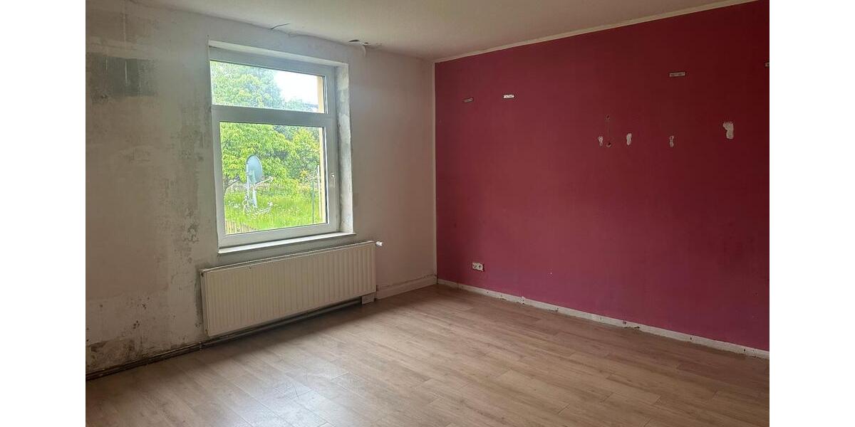 Erdgeschoßwohnung Remscheid Reinshagen - 4 Zimmer, 81 m&sup2;, 447&euro; | Angebot:26660198