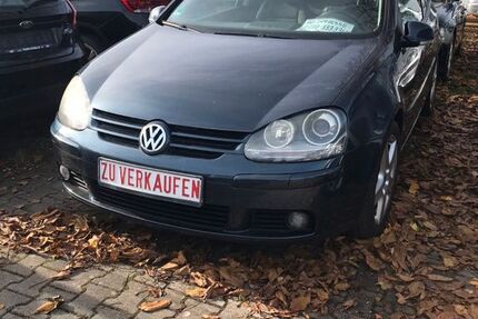 VW Golf 80.000 km 2.999 &euro; München 81243