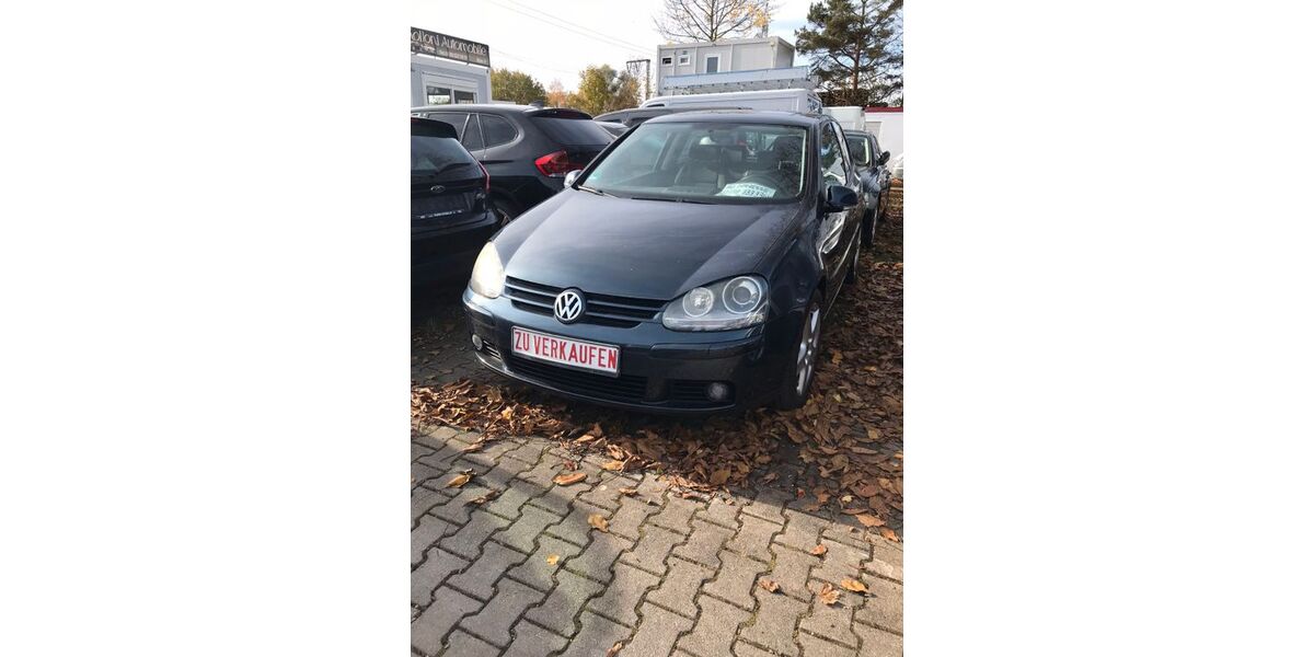 VW Golf 80.000 km 2.999 &euro; München 81243