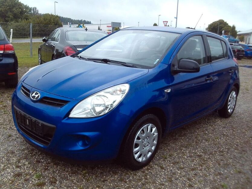 i20