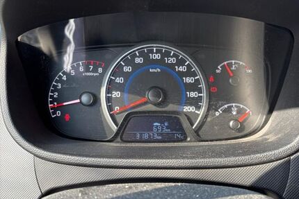 Hyundai i10 31.873 km 7.200 &euro; Kastl 84556