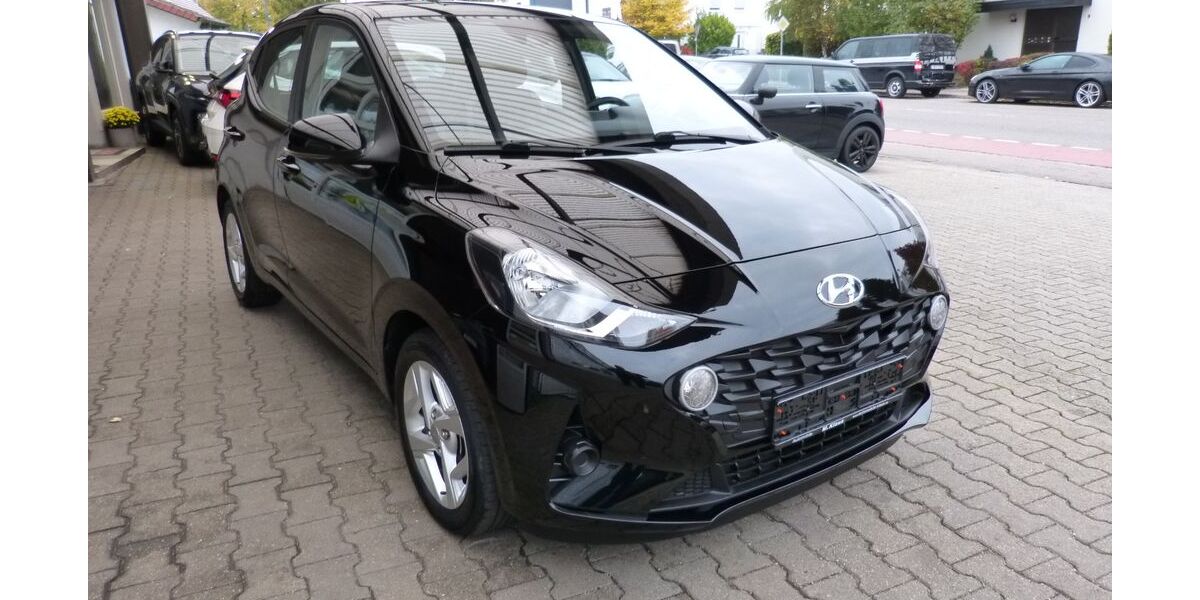 Hyundai i10 50.969 km 11.990 &euro; Stadtbergen 86391