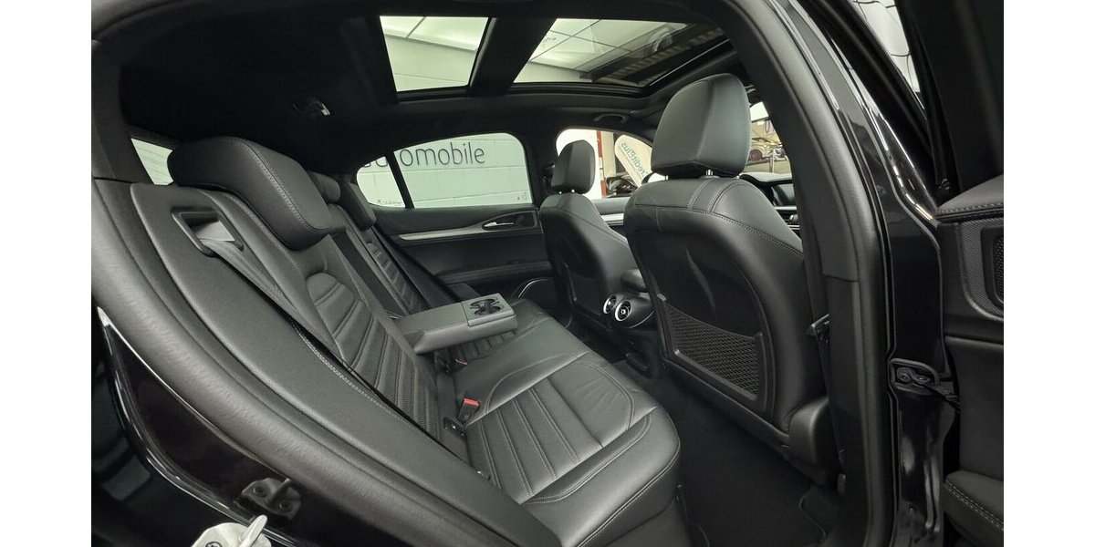 Alfa Romeo Stelvio 2.2 D Veloce Q4 1.Hand Panodach 37.600 km 34.820 &euro; Lich 35423