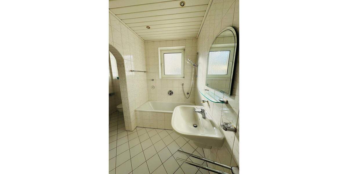 Etagenwohnung Mannheim Käfertal - 3 Zimmer, 85 m&sup2;, 850&euro; | Angebot:24812593