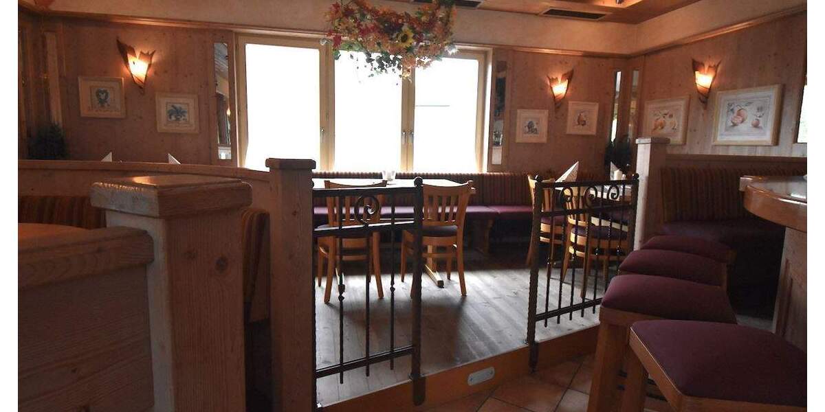 Mehrfamilienhaus, Wohnhaus Lauchringen Oberlauchringen - 1 Zimmer, 200 m&sup2;, 680.000&euro; | Angebot:25729622