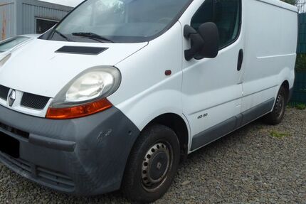 Renault Trafic 165.000 km 3.500 &euro; Wiehl 51674