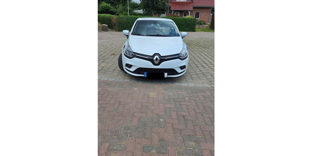 Renault Clio 150.000 km 7.800 &euro; Labenz 23898