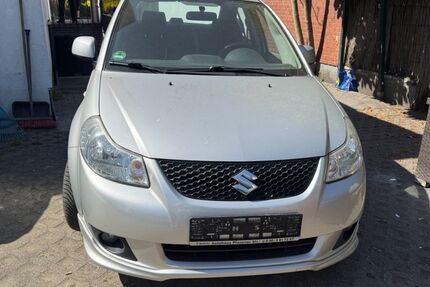 Suzuki SX4 164.000 km 3.550 &euro; Berlin 13403