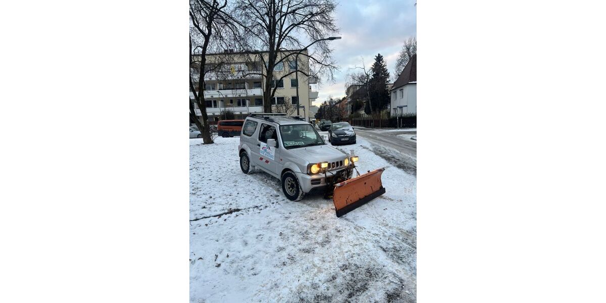 Suzuki Jimny 83.500 km 11.900 &euro; München 80686