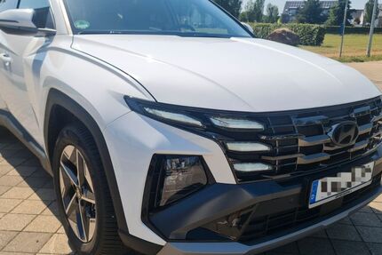 Hyundai TUCSON 4.196 km 29.500 &euro; Viersen 41748