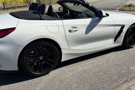 BMW Z4 13.900 km 41.100 &euro; Wedel 22880