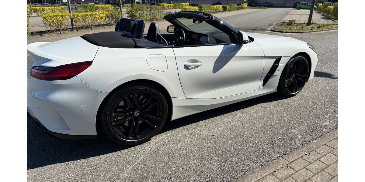 BMW Z4 13.900 km 42.100 &euro; Wedel 22880