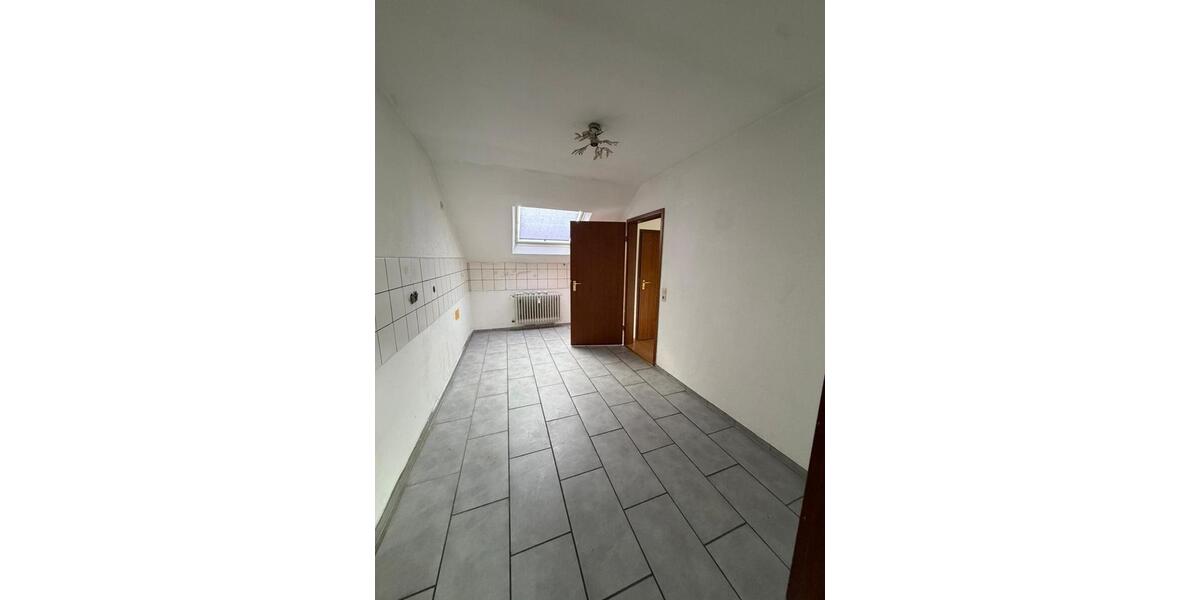 Erdgeschoßwohnung Saarbrücken West - 3 Zimmer, 75 m&sup2;, 560&euro; | Angebot:26291293