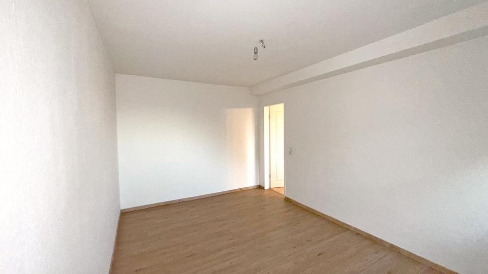 Terrassenwohnung Vellmar - 2.5 Zimmer, 90 m&sup2;, 830&euro; | Angebot:25375792