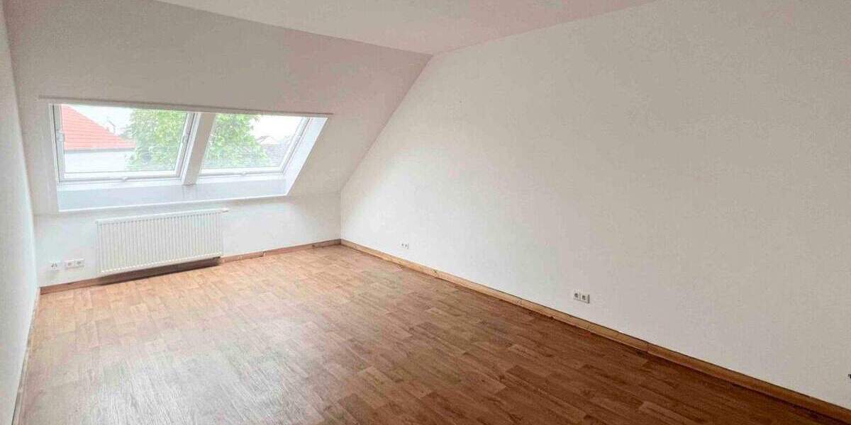 Modernes Wohnen auf zwei Ebenen: 2 Zimmer + 2 ausgebaute Räume (Gesamtfläche ca.116m²) 2 zimmer