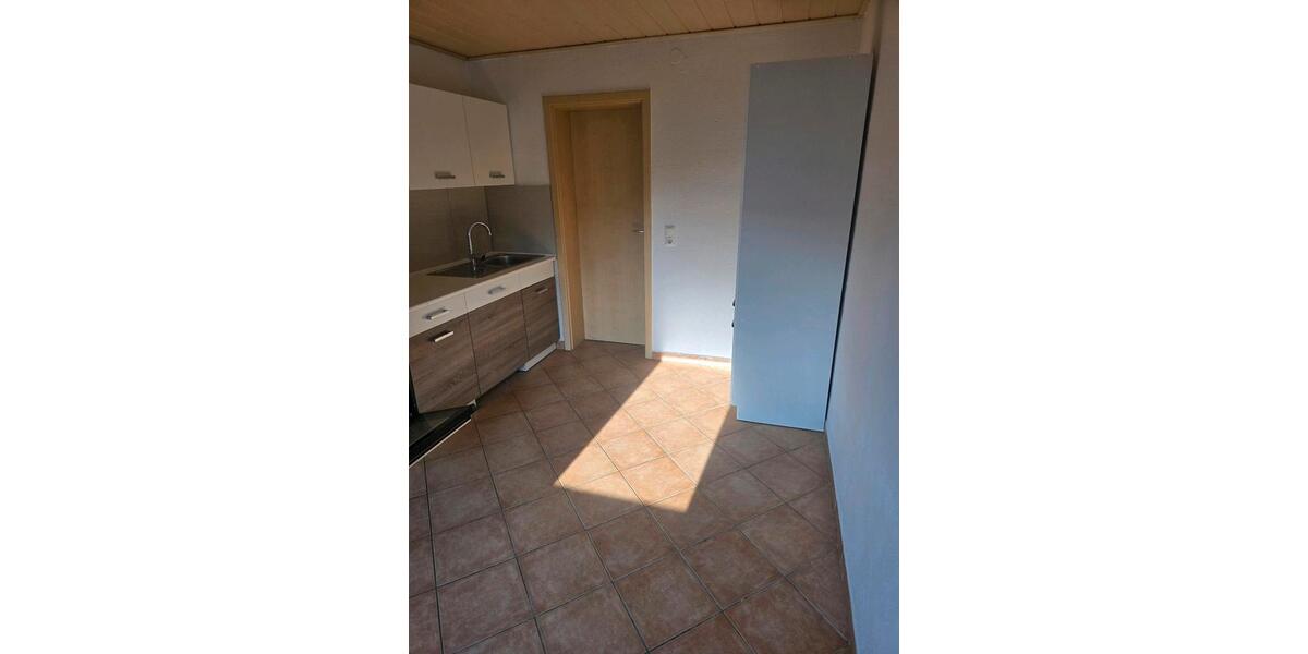 Etagenwohnung Waldkraiburg - 3 Zimmer, 68 m&sup2;, 169.000&euro; | Angebot:25883195