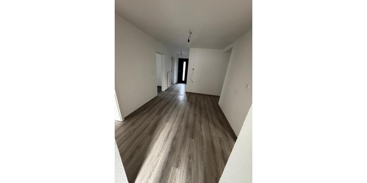 Etagenwohnung Laupheim - 3.5 Zimmer, 90 m&sup2;, 1.150&euro; | Angebot:25512999