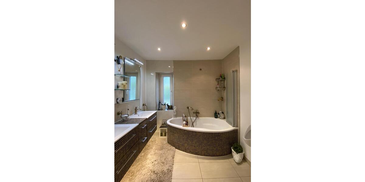 Mehrfamilienhaus, Wohnhaus Oelde - 8 Zimmer, 188 m&sup2;, 475.000&euro; | Angebot:26224595