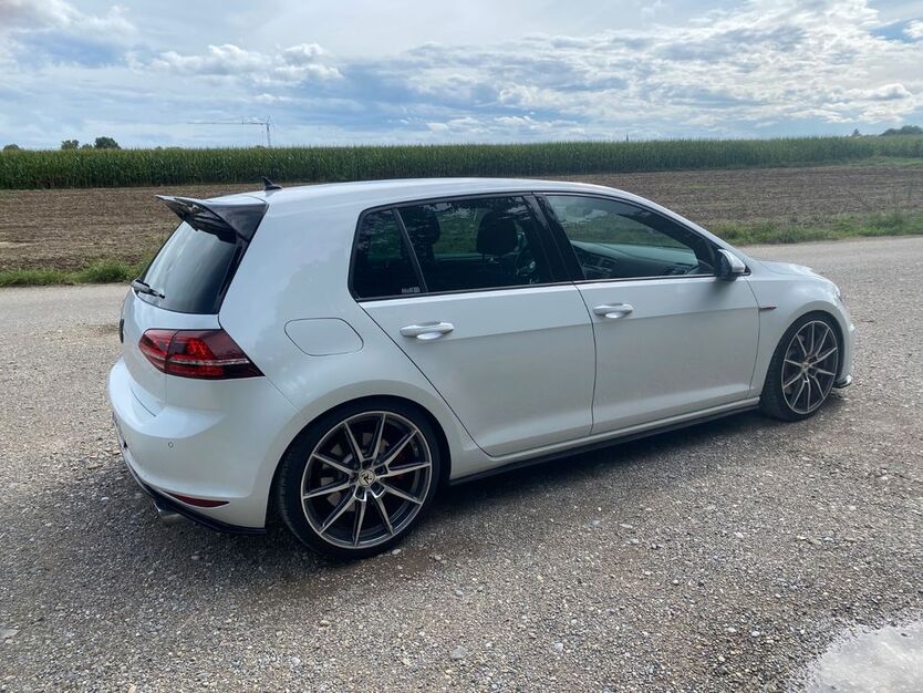VW Golf 56.623 km 20.390 € Weissenhorn 89264