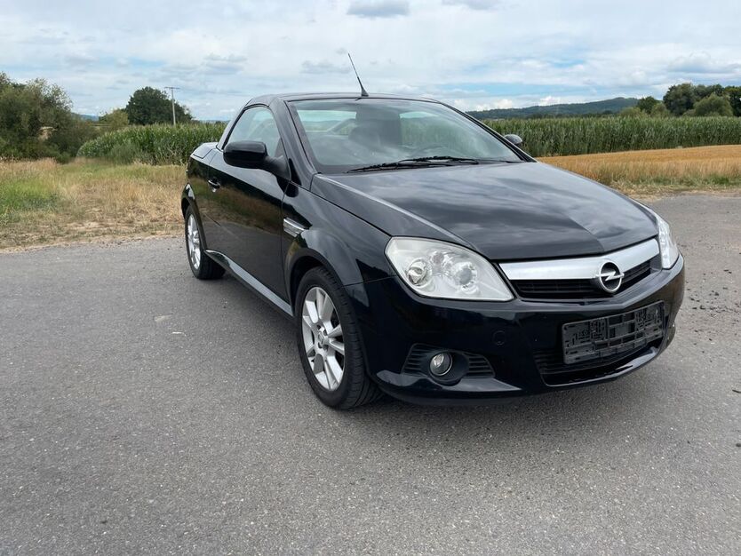Opel Tigra 112.914 km 2.500 € Limburg 65549