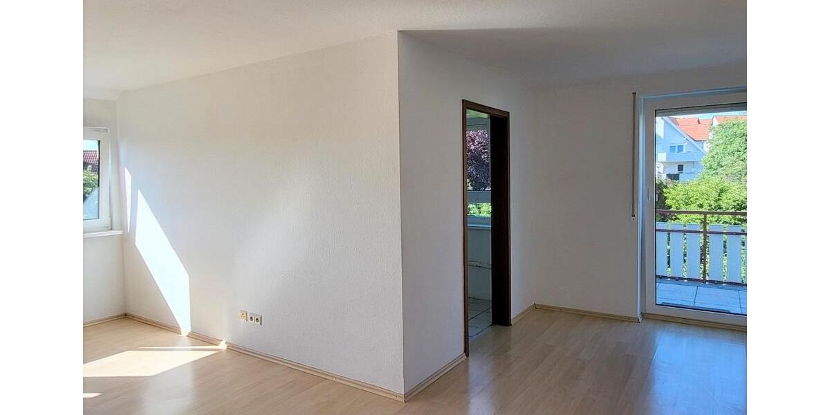 Dachgeschoßwohnung Kupferzell - 2.5 Zimmer, 66 m&sup2;, 168.000&euro; | Angebot:26935221